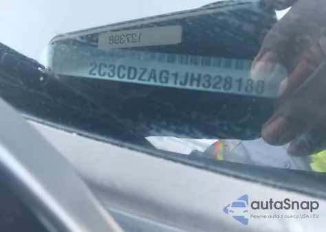 2018 Dodge Challenger Sxt z USA, uszkodzony, nr VIN 2C3CDZAG1JH328188